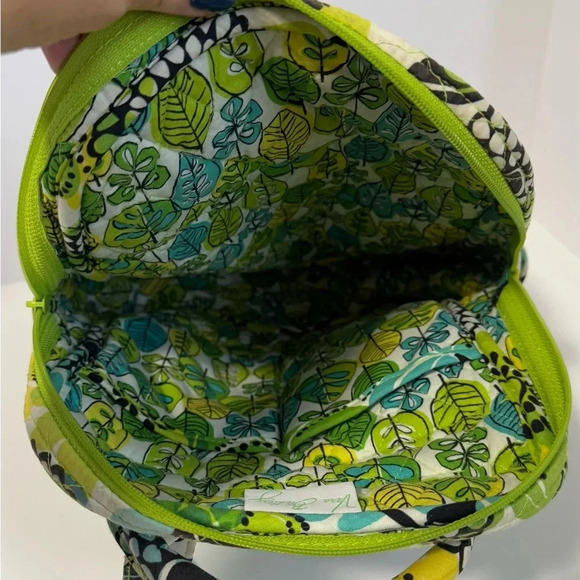 Vera Bradley small quilted backpack - Picture 4 of 10